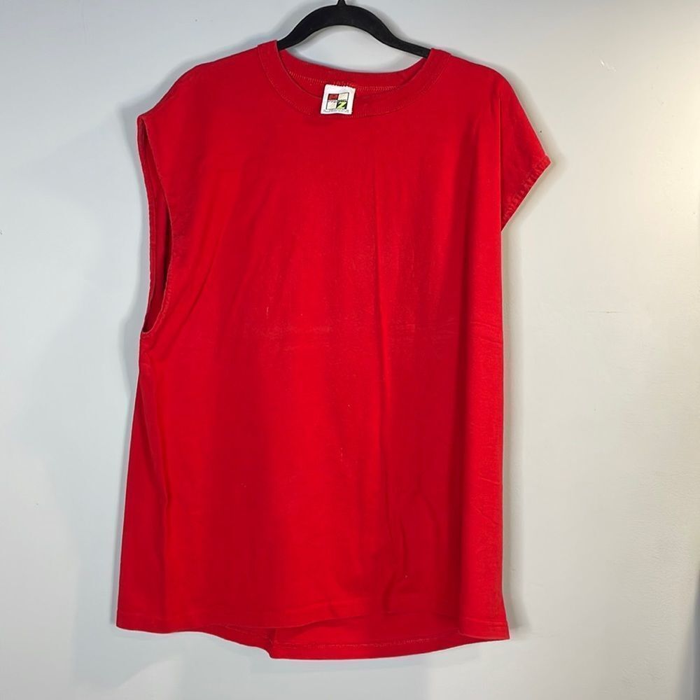 Red Sleeveless Tee Shirt